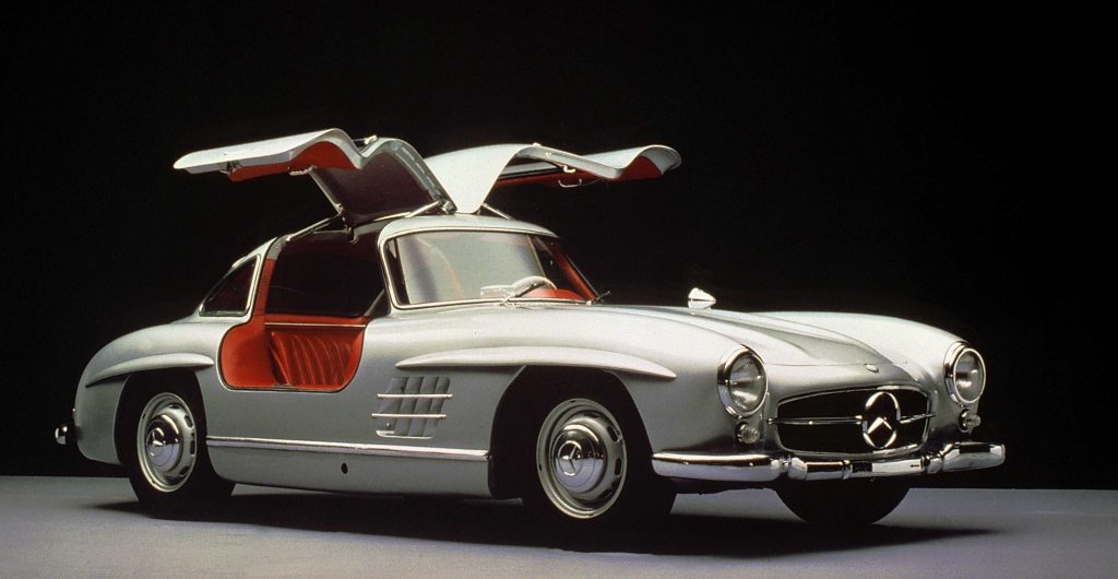 Top Classic Luxury Cars to Invest