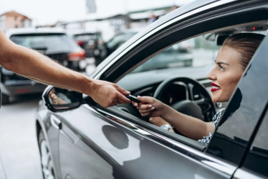 How to Lease a Luxury Car: A Complete Guide